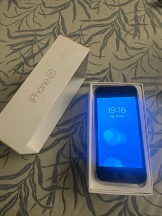 iPhone SE Negro/Plateado