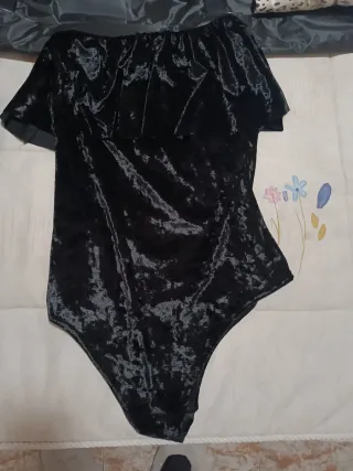 Body terciopelo negro Sense