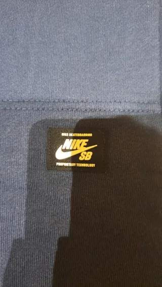 Sudadera Nike SB Negra