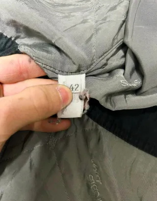 Giubbotto nero con pelliccia