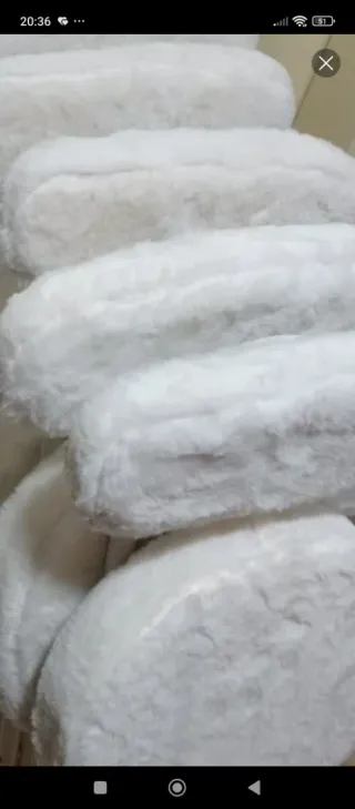 Juego 4 sillas plegables blancas nuevas