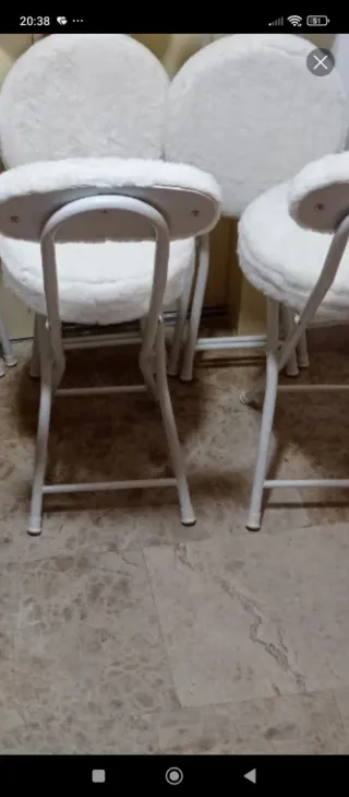 Juego 4 sillas plegables blancas nuevas