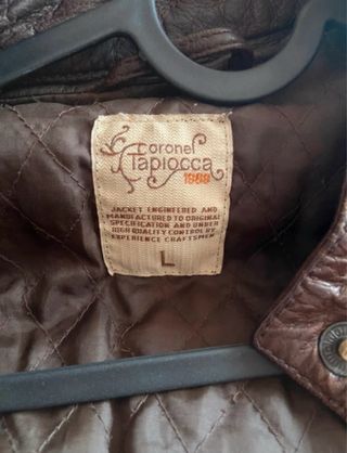 Cazadora de cuero marrón para mujer