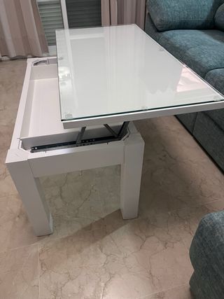Mesa de centro elevable blanca y cristal
