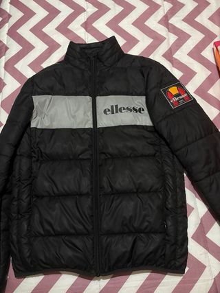 Chaqueta Ellesse Negra y Gris