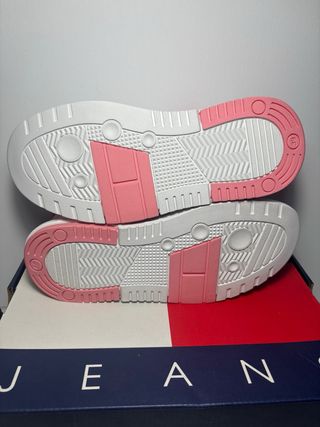 Zapatillas Tommy Jeans Blancas y Rosas