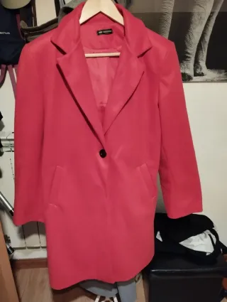 Abrigo paño rojo