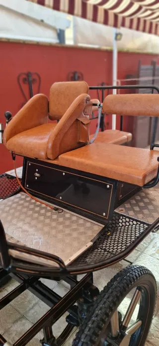 Maratón con amortiguadores neumáticos en perfecto