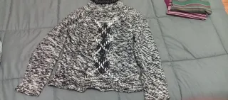 Jersey Negro y Blanco Talla XL