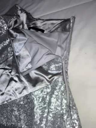 Vestido de fiesta plateado