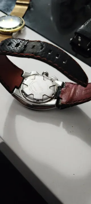 Reloj Seiko Cronógrafo Negro y Plateado