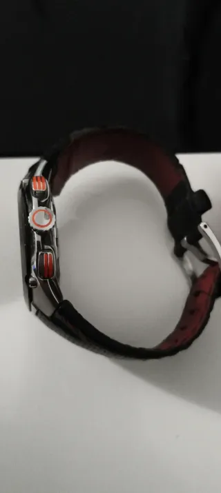 Reloj Seiko Cronógrafo Negro y Plateado