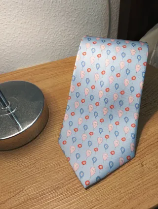 Corbata Aldeas Infantiles SOS globos