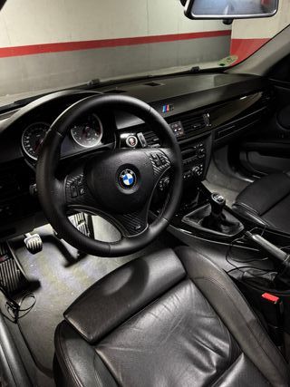 BMW Serie 3 E92 335I 2006