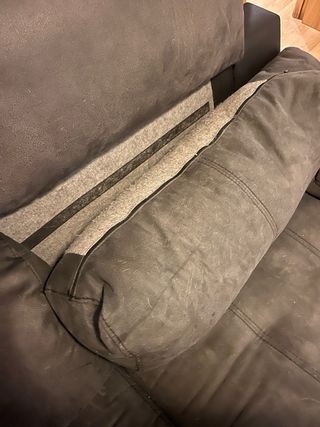 Sofá chaise longue negro.