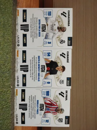 Cromos de fútbol Panini, megacracks 2024/2025.