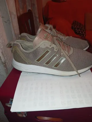 Deportivas Adidas Beige y Rosa