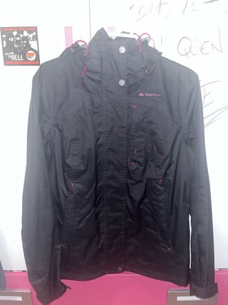 Cortavientos negro Quechua