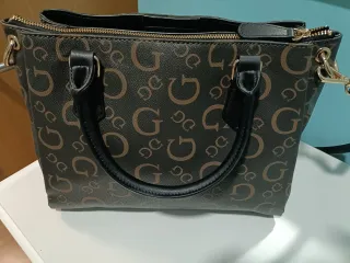 Bolso Guess Marrón y Negro
