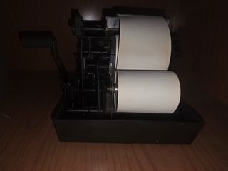 Calculadora Mecánica Vintage con Impresora