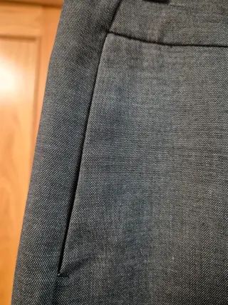 Falda Mango Gris Oscuro Talla 38