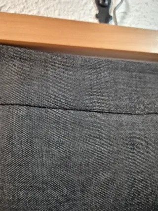 Falda Mango Gris Oscuro Talla 38