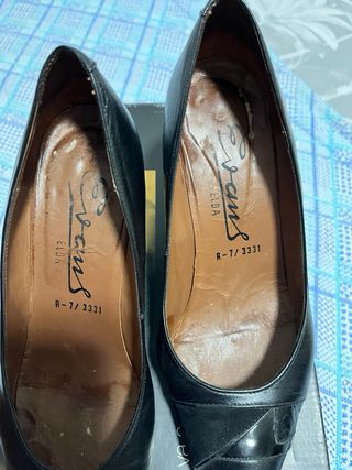Zapatos de tacón Evans de piel negros