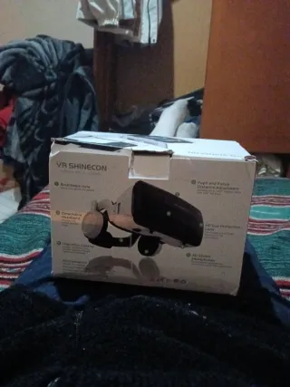 Occhiali VR SHINECON con Cuffie