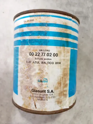 Lata bote de pintura Talbot azul baltico