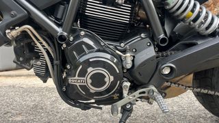 Ducati Scrambler Icon.  Estado impecable.  Extras