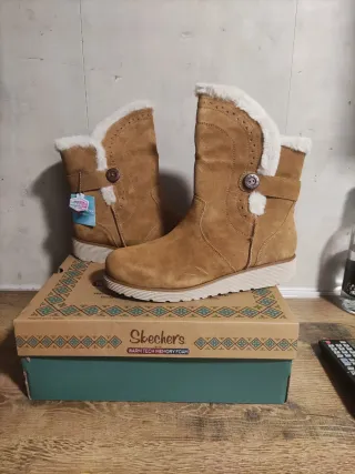 Botas Skechers Beige/Marrón Talla  41 talla grande