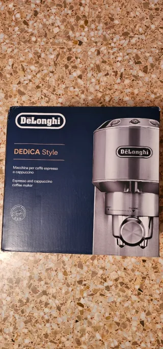 Cafetera DeLonghi Blanca