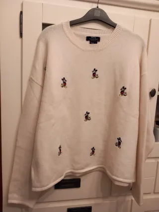 Jersey Bershka Beige  Disney Mickey Mouse