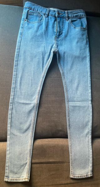 Pantalones vaqueros pitillo Bershka - Talla S