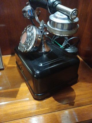 Teléfono antiguo Standard Electrica