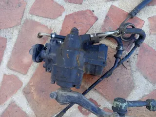 Mercedes W124 caja dirección