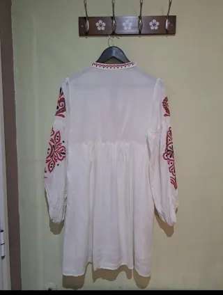 Vestido Ciao Milano Talla M Bordado