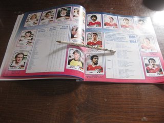ALBUM CROMOS IMPRESOS FACSIMIL EURO 84 PANINI.LEER