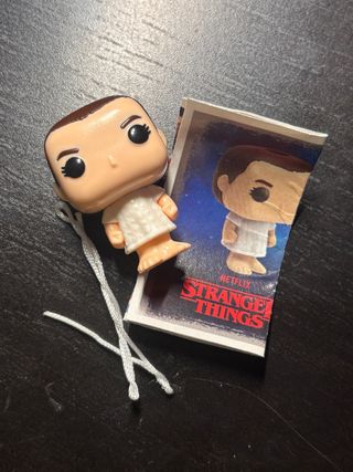 Muñeco Stranger Things Kinder Sorpresa