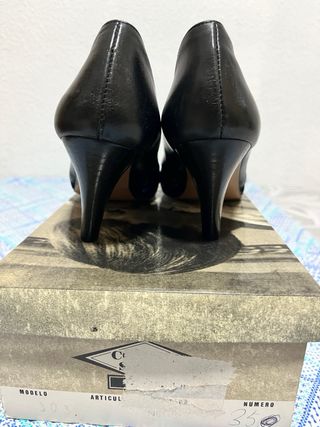 Zapatos de tacón piel azul marino Sisifo