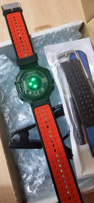 Garmin Forerunner 235 GPS Reloj Deportivo