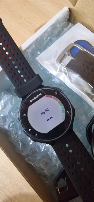 Garmin Forerunner 235 GPS Reloj Deportivo