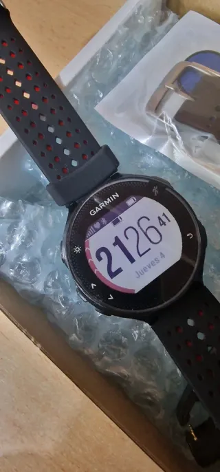 Garmin Forerunner 235 GPS Reloj Deportivo