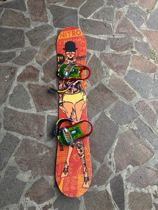 Snowboard Nitro 153 con attacchi Ride