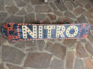 Snowboard Nitro 153 con attacchi Ride