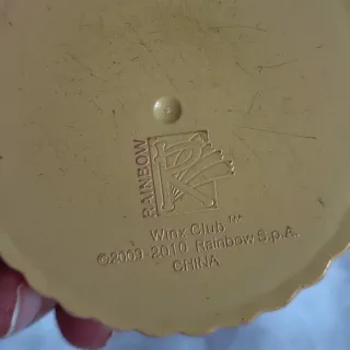 Muñeca Winx Club Flora Happy Birthday 2009