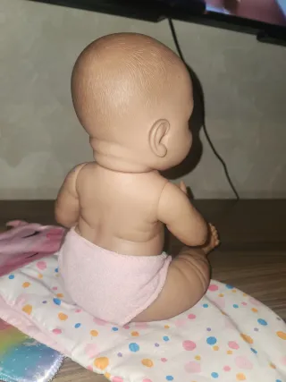 Muñeco bebé recién nacido