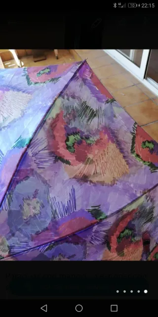 Paraguas con mango estampado