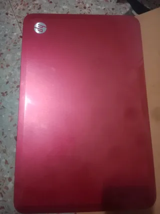 Portátil HP Rojo y Negro