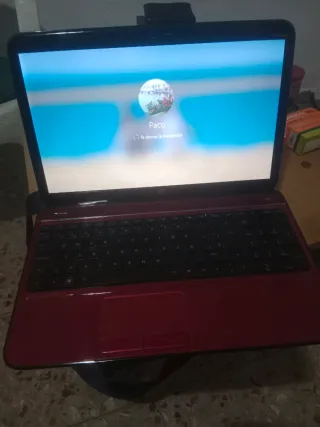 Portátil HP Rojo y Negro